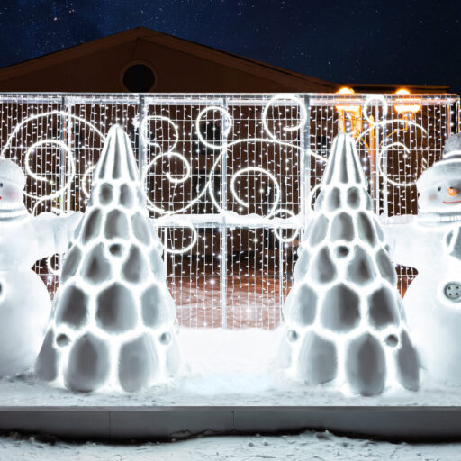 Фотозона со снеговиками